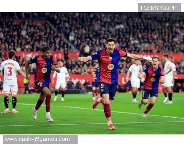 梦幻足球巴萨队服的魅力与时尚完美结合展现球迷热情与团队精神