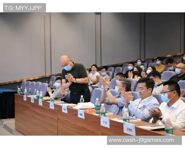 足球场地设施建设规划与城市发展融合的创新路径研究与实践探索 足球场地设施建设规划与城市发展融合的创新路径研究与实践探索